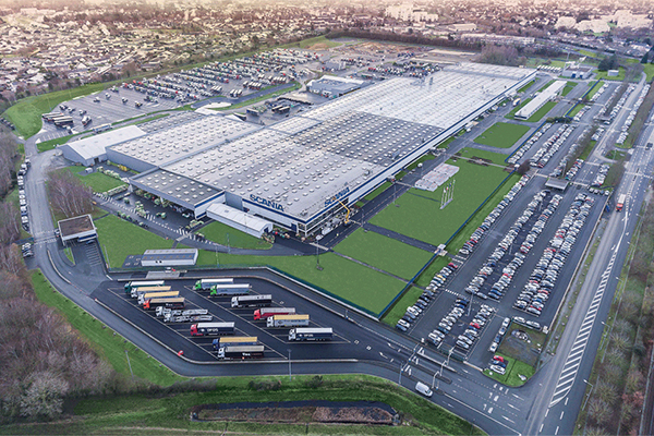Scania annonce des embauches massives