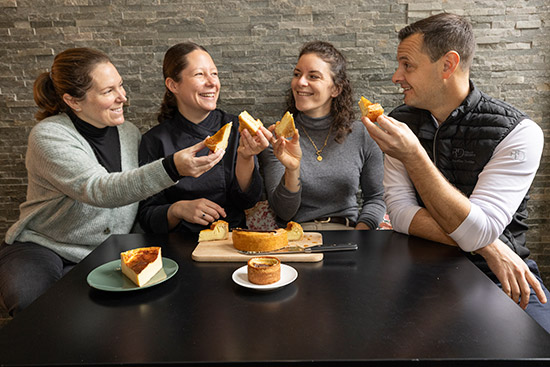 Quatre p&acirc;tissiers participant du Flan tour.