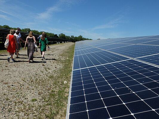La centrale solaire de la Petite-Vicomt&eacute;