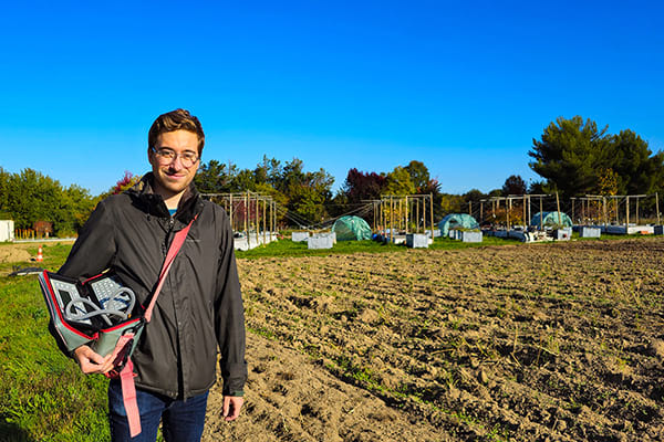 Pierre Parpay cherche le meilleur arbre pour la ville